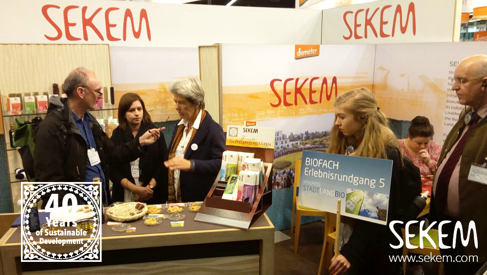The One World Network of Bavaria at the SEKEM booth.